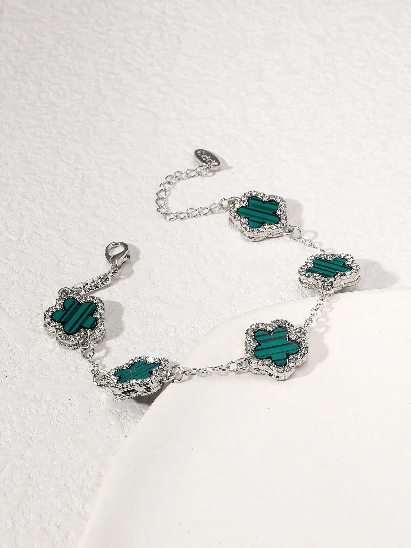 Clover Shaped Rhinestone Inlaid Chic Lady Bracelet Suitable