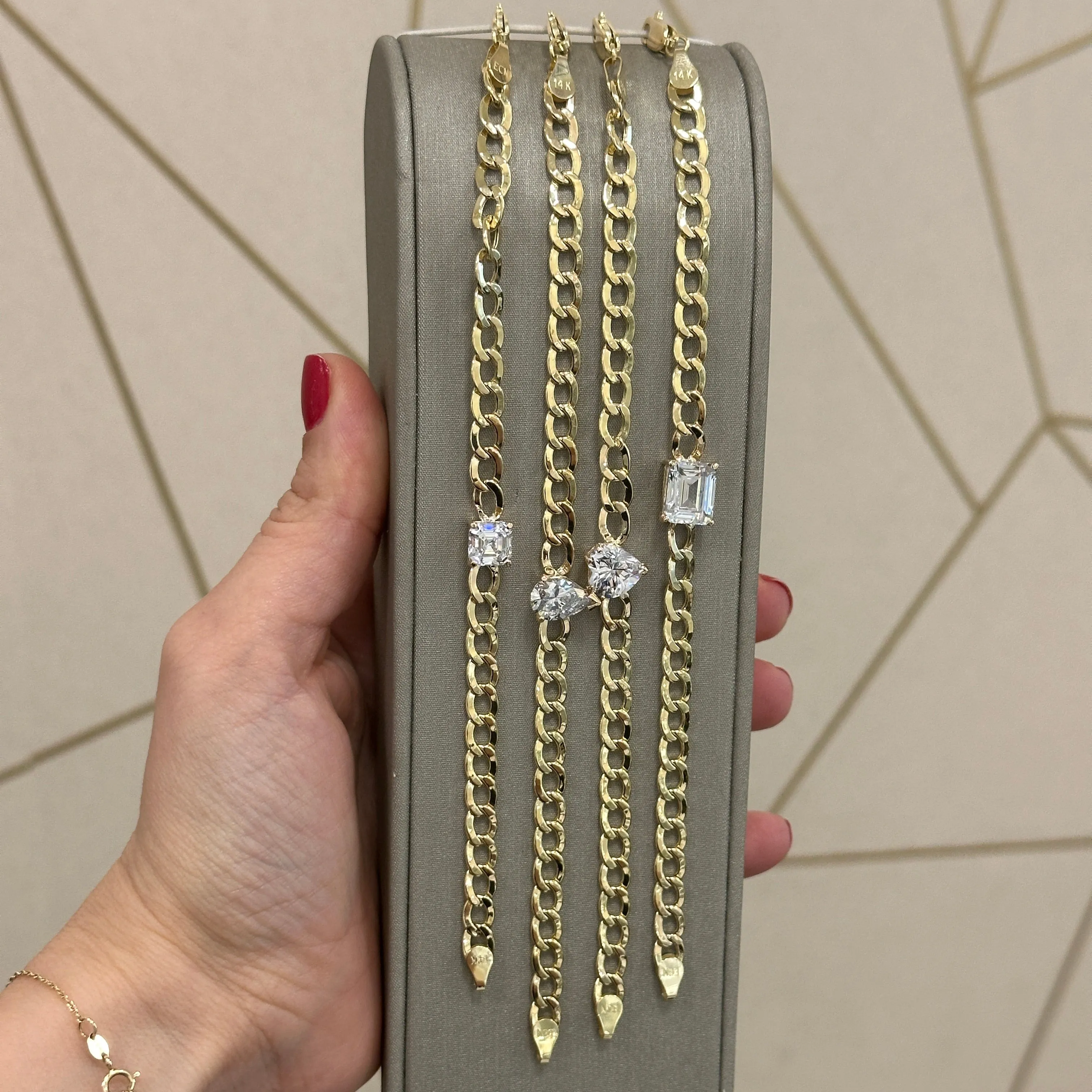 Drop Cuban Chain Bracelet