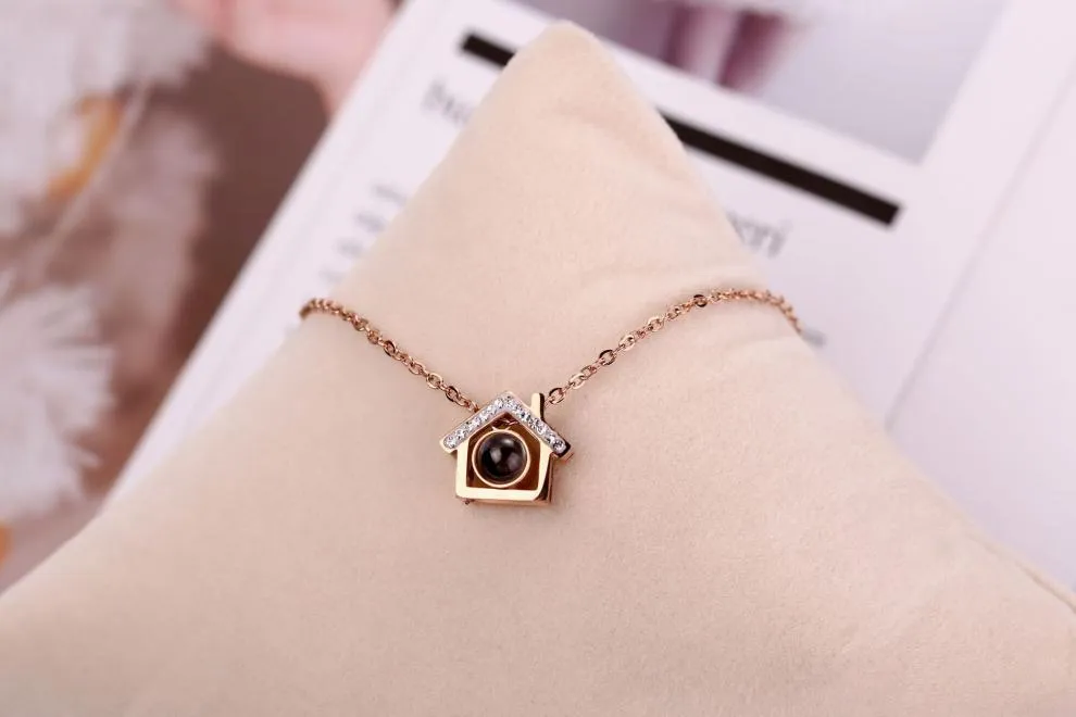 MEMORY OF LOVE NECKLACE