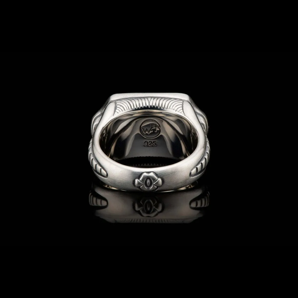 Men's Sleek Mammoth Tooth Ring - Ring 8 MT