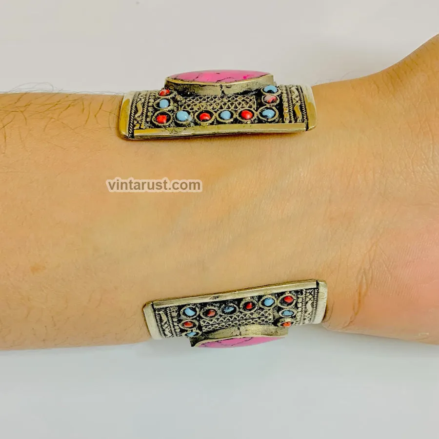 Multicolor Stone Bracelet Inlaid With Small Beads