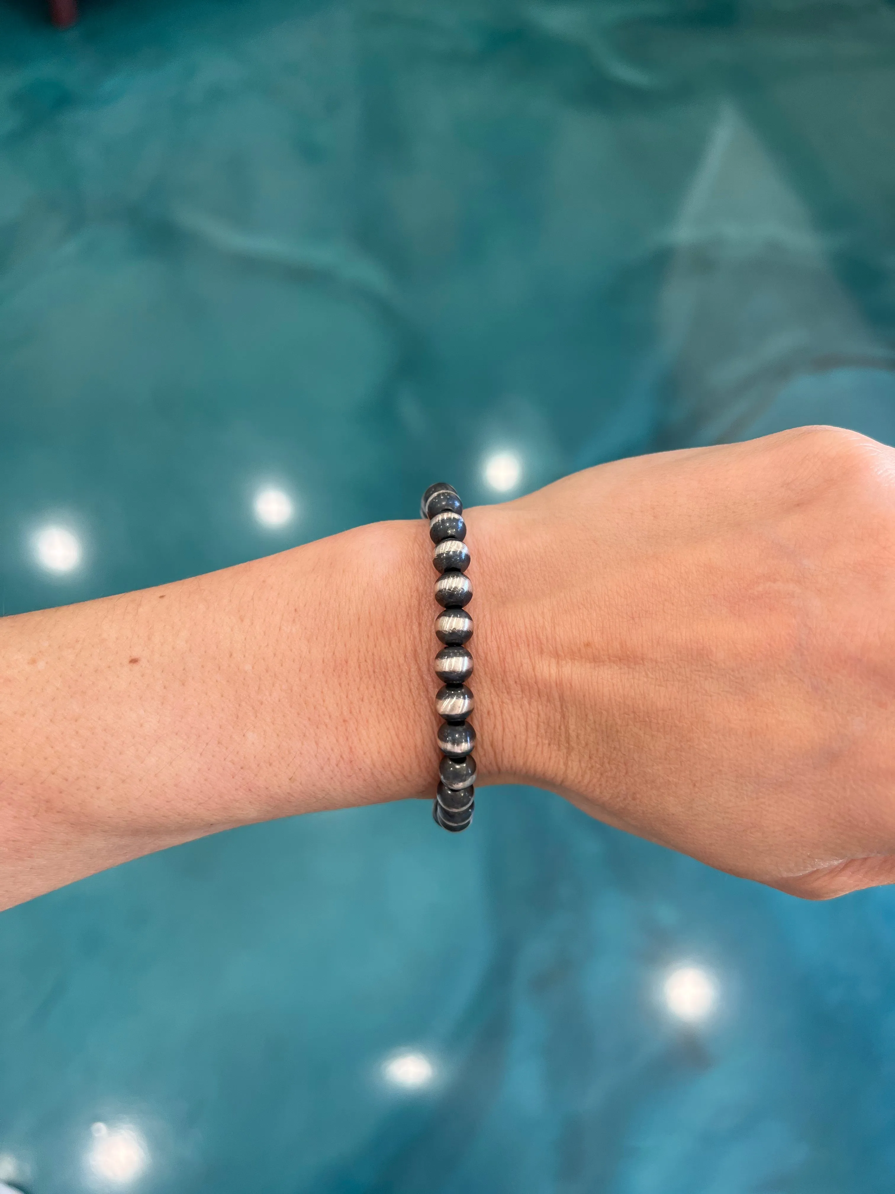 Navajo Pearl Stretch Bracelet - 7mm