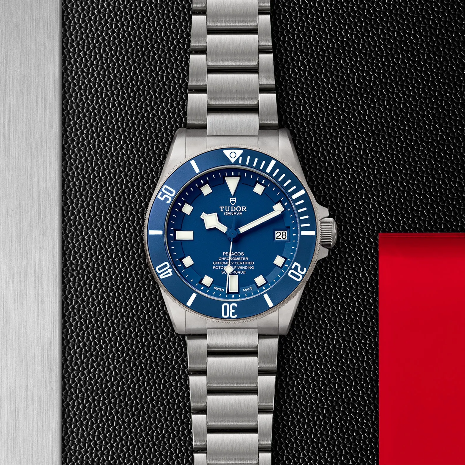 Pelagos Ceramic matte blue disc, Titanium bracelet