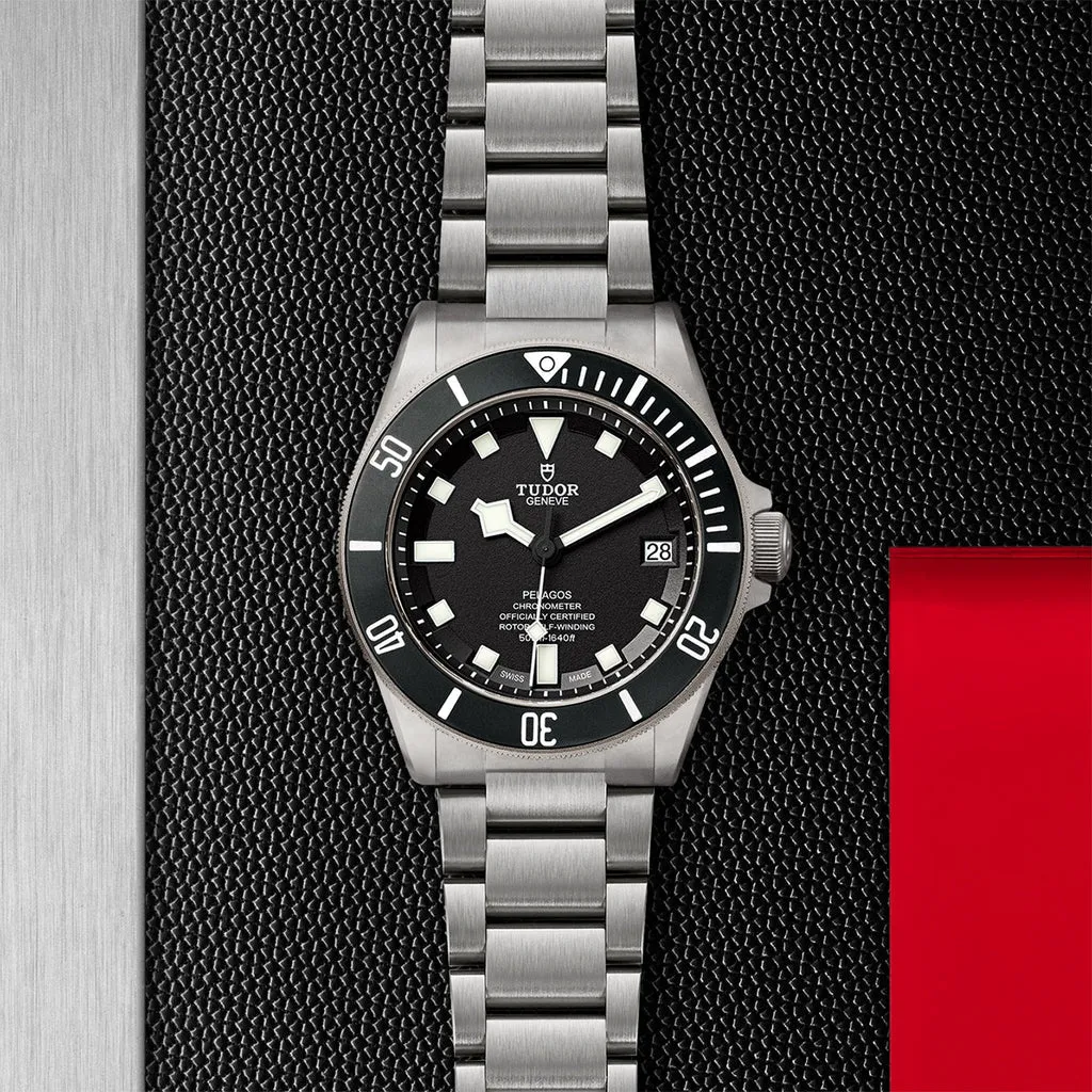 Pelagos Ceramic matte blue disc, Titanium bracelet