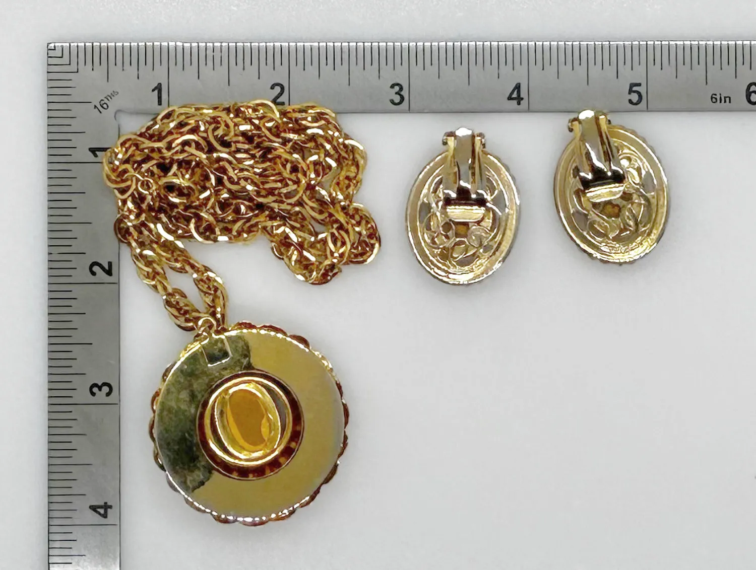 Ruby Red Old World Vintage Cabochon Necklace and Earrings