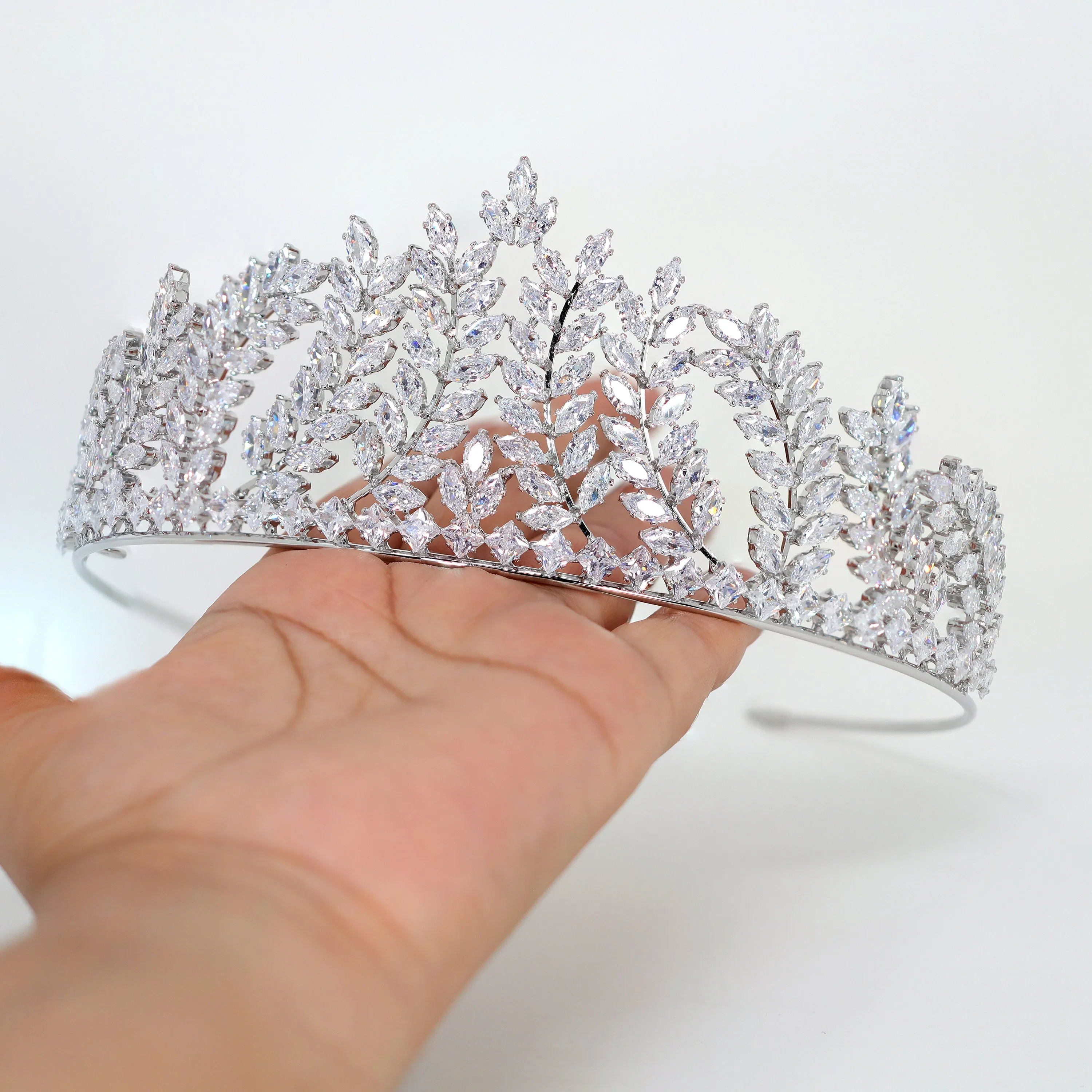 Swarovski Vine Leaves wedding tiara, bridal crown tiara, crystal wedding tiara, crystal wedding crown, tiara bride
