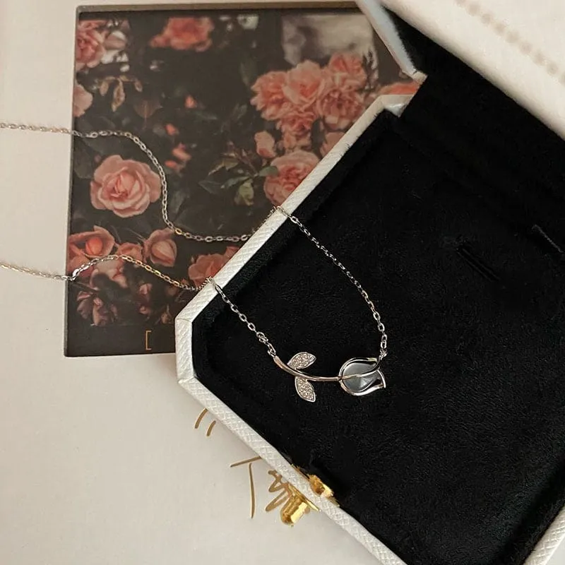 Sweet Trendy Opal Tulip Chain Necklace