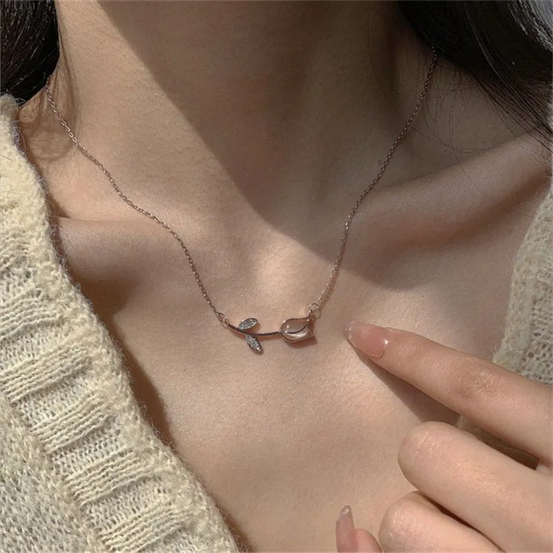 Sweet Trendy Opal Tulip Chain Necklace